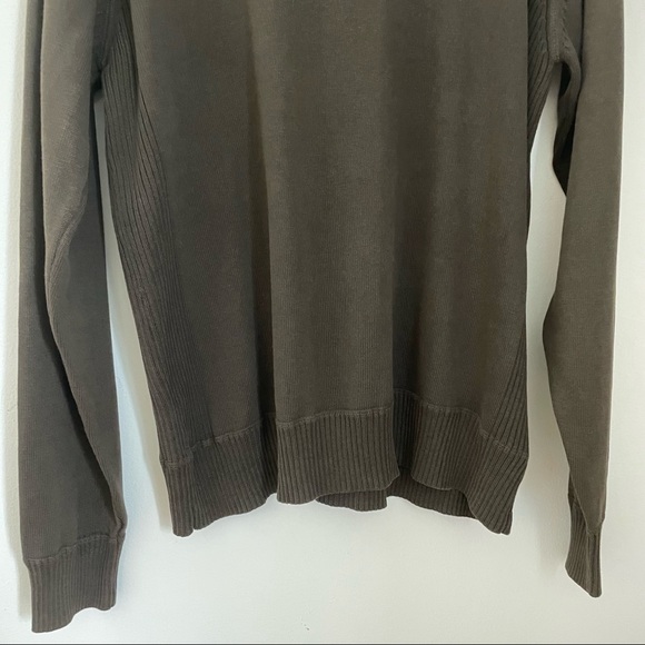 OSCAR DE LA RENTA Men’s Olive Green Quarter Zip Sweater - Picture 7 of 14